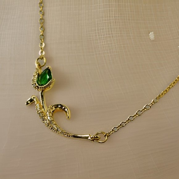 Gold 0.5 ct Jade Rose Zircon Pendant Necklace - Picture 4 of 16